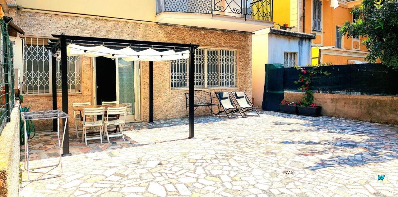 La Ballerina Di Alassio Esterno foto